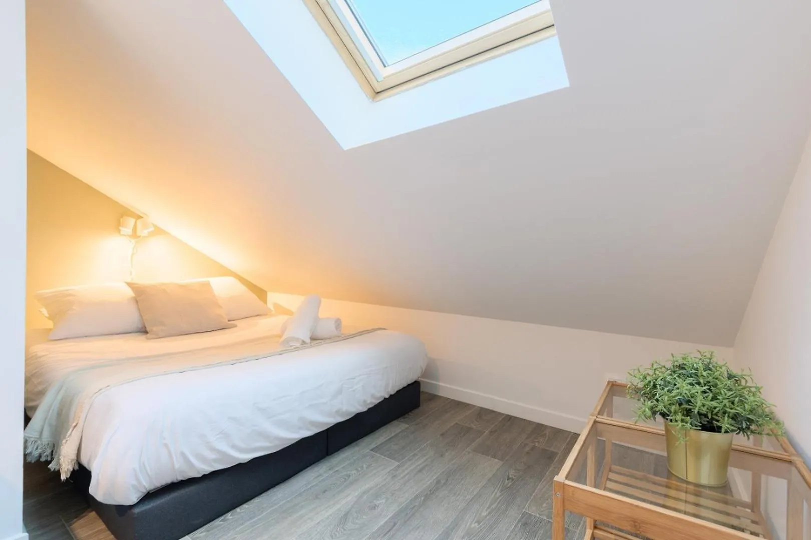 Lille Hypercentre - Gares - Charmant Duplex